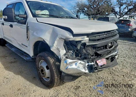 2020 Ford F350 Super Duty z USA, uszkodzony, nr VIN 1FT8W3DT2LEE65121